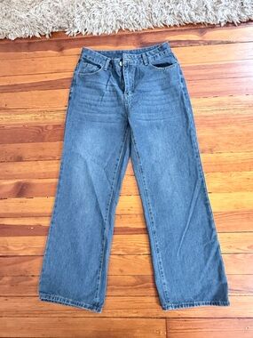 SHEIN Medium Blue Straight-Leg Women's Jeans